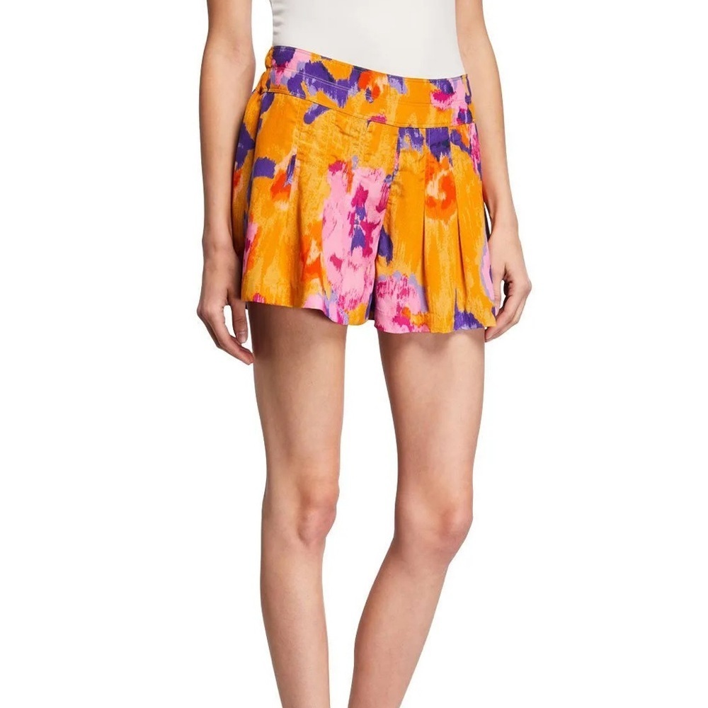 NWT Ramy Brook Sadie Shorts Size Small Silk Blend Pleated Floral Pattern